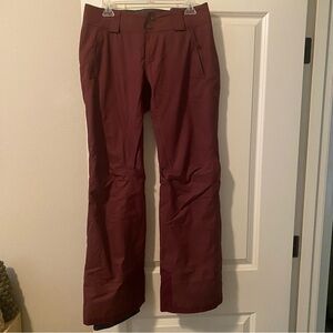 Patagonia snow pants - maroon - size small